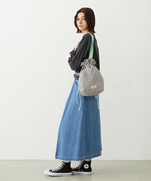 MILKFED.(ミルクフェド)の「STRIPED TOTE BAG(トートバッグ・レディース・ライトブルー/ブラック/レッド・ONE SIZE)」の21枚目の写真
