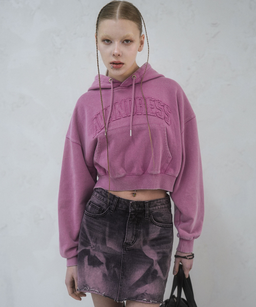 AVANDRESS（アバンドレス ）の「ソルトアップリケクロップフーディ - 2COL（パーカー・レディース・ブラック/ピンク・SMALL/MEDIUM）」の4枚目の写真