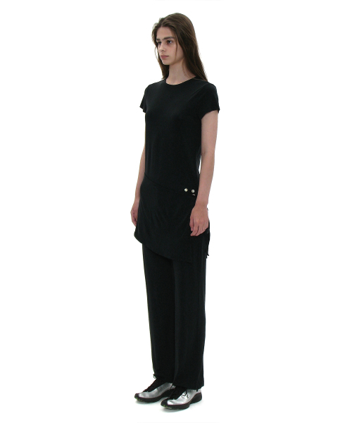 PARTIMENTO WOMEN(パルティメントウィメン)の「PWC マルチウェイラップスカートレイヤードトップ_ブラック(Tシャツ/カットソー・レディース・その他・LARGE/SMALL/MEDIUM)」の2枚目の写真