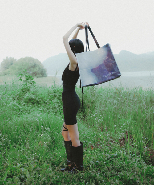 FLAREUP（フレアアップ）の「FLARE UP Tarpaulin Bag (FL-729)（ショルダーバッグ・レディース・ホワイト×パープル・FREE）」の3枚目の写真