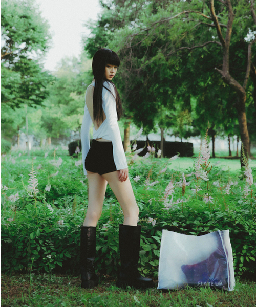 FLAREUP（フレアアップ）の「FLARE UP Tarpaulin Bag (FL-729)（ショルダーバッグ・レディース・ホワイト×パープル・FREE）」の4枚目の写真