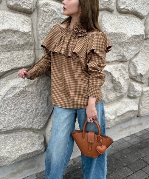 LAULEN(ローレン)の「check ruffle frill choker blouse /チェックラッフルフリルチョーカーブラウス(シャツ/ブラウス・レディース・ブラック/ブラウン/ベージュ・FREE)」の3枚目の写真