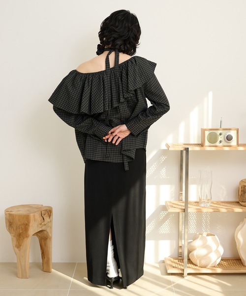 LAULEN(ローレン)の「check ruffle frill choker blouse /チェックラッフルフリルチョーカーブラウス(シャツ/ブラウス・レディース・ブラック/ブラウン/ベージュ・FREE)」の13枚目の写真