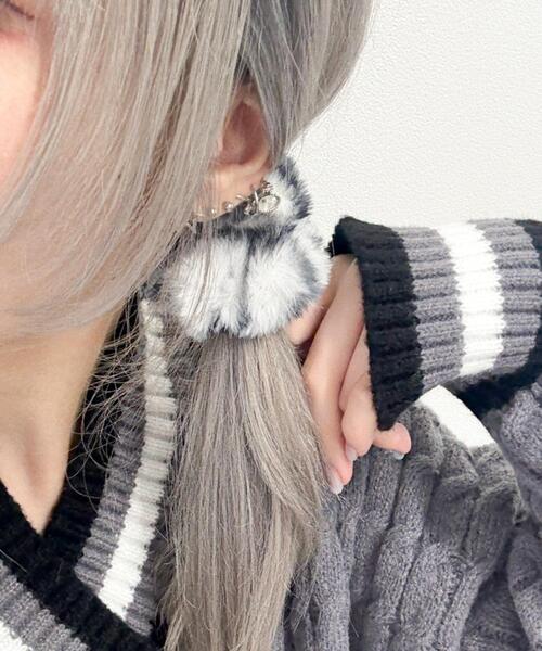 WEGO(ウィゴー)の「WEGO/【2点セット】ファーヘアゴム(ヘアゴム・レディース・ホワイト/ライトピンク/パープル/その他1/その他2/ブラック/ピンク/グレー/ブルー・FREE)」の9枚目の写真
