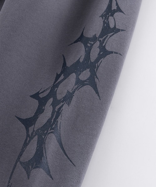 SUPPLIER（サプライヤー）の「SUPPLIER/サプライヤー Tribal Bones Pierced Zip Hoodie トライバル柄 オリジナルピアス付き フーディー（パーカー・メンズ・ブラック/グレー・M/L/XL）」の16枚目の写真