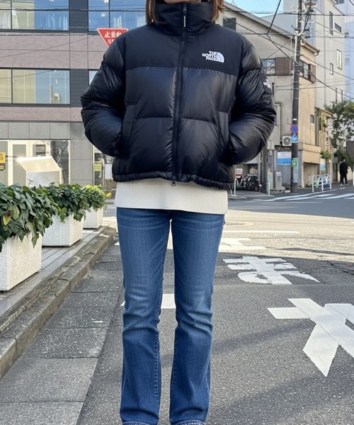 THE NORTH FACE(ザノースフェイス)の「【THE NORTH FACE】ノースフェイス 韓国限定 WHITE LABEL 軽量 レディース ショート丈 ショートダウン W'S NOVELTY NUPTSE DOWN JACKET(ダウンジャケット/コート・レディース・ブラック・S/M/L)」の6枚目の写真