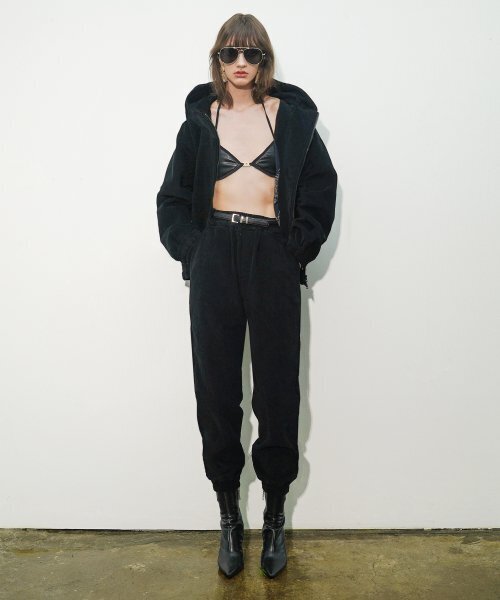 UNTAGE（アンテージ）の「コーデュロイトラックパンツ[ブラック(ユニセックス)]_UTP-FP91（スウェットパンツ・メンズ・その他・LARGE）」の4枚目の写真