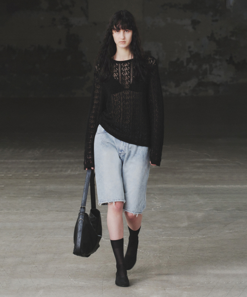 INSILENCE WOMEN(インサイレンスウーマン)の「ストーンウォッシュバミューダデニム BLUE(その他パンツ・レディース・その他・X-SMALL/SMALL/MEDIUM/LARGE)」の2枚目の写真
