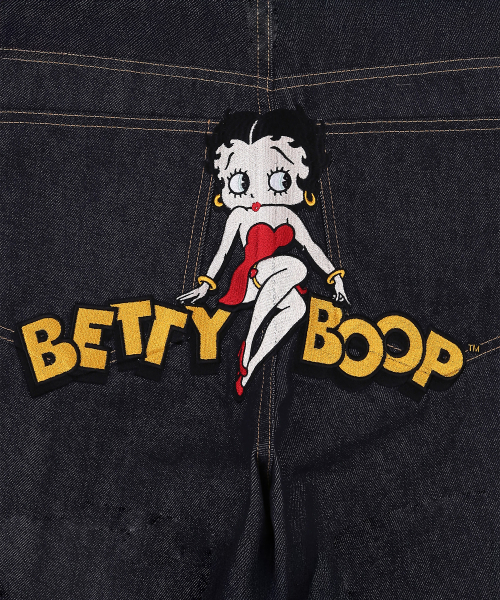 LAUGHER(ラファー)の「CARGO DENIM Pants - DEEP BLUE(デニムパンツ・レディース・その他・MEDIUM/LARGE)」の4枚目の写真