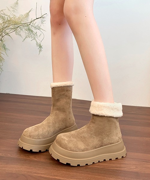 shoes365(シューズスリーシックスファイヴ)の「厚底ショートムートンブーツ (AW)(ブーツ・レディース・ブラック/ブラウン/ベージュ・23.0cm/23.5cm/24.0cm/24.5cm/25.0cm)」の3枚目の写真