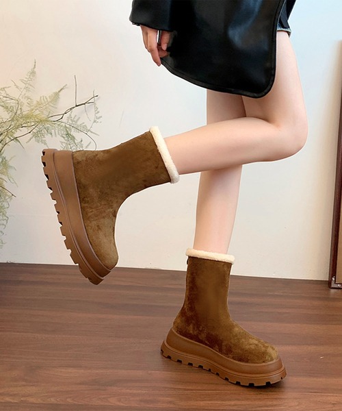 shoes365(シューズスリーシックスファイヴ)の「厚底ショートムートンブーツ (AW)(ブーツ・レディース・ブラック/ブラウン/ベージュ・23.0cm/23.5cm/24.0cm/24.5cm/25.0cm)」の2枚目の写真