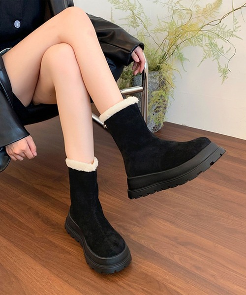 shoes365(シューズスリーシックスファイヴ)の「厚底ショートムートンブーツ (AW)(ブーツ・レディース・ブラック/ブラウン/ベージュ・23.0cm/23.5cm/24.0cm/24.5cm/25.0cm)」の1枚目の写真