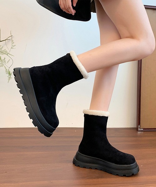 shoes365(シューズスリーシックスファイヴ)の「厚底ショートムートンブーツ (AW)(ブーツ・レディース・ブラック/ブラウン/ベージュ・23.0cm/23.5cm/24.0cm/24.5cm/25.0cm)」の6枚目の写真