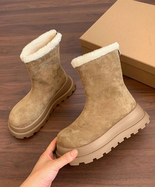 shoes365(シューズスリーシックスファイヴ)の「厚底ショートムートンブーツ (AW)(ブーツ・レディース・ブラック/ブラウン/ベージュ・23.0cm/23.5cm/24.0cm/24.5cm/25.0cm)」の15枚目の写真