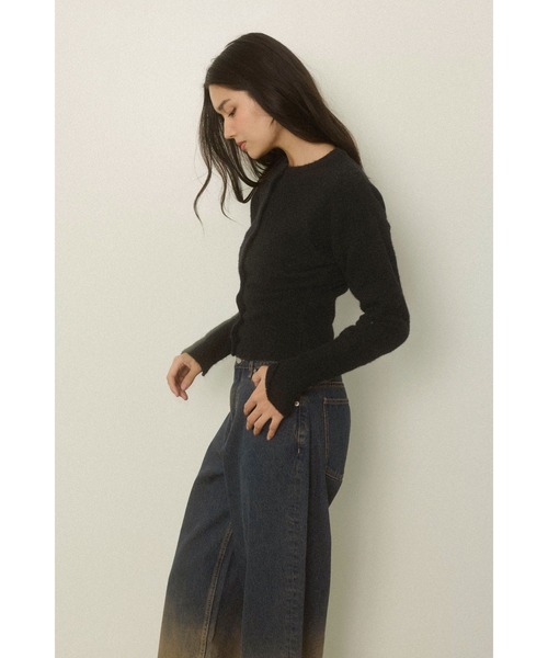 ALEXIA STAM（アリシアスタン）の「Button Knit Cropped Cardigan /ボタンニットカーデ（ニット/セーター・レディース・イエロー/ブラック/グレー・FREE）」の2枚目の写真