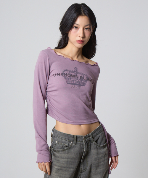 UNKNOWN PLANET（アンノウンプラネット）の「インターロックシャーリングネックトップ インディパープル（Tシャツ/カットソー・レディース・その他・FREE）」の3枚目の写真