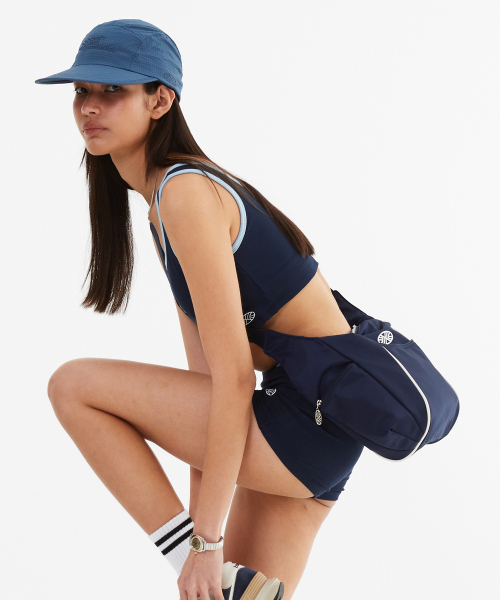 MENASOO（ミナス）の「MNS Span Colorbinding Top_Navy（チューブトップ・レディース・ネイビー・1/2）」の11枚目の写真