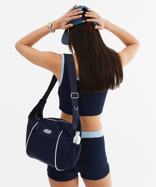 MENASOO（ミナス）の「MNS Span Colorbinding Top_Navy（チューブトップ・レディース・ネイビー・1/2）」の12枚目の写真