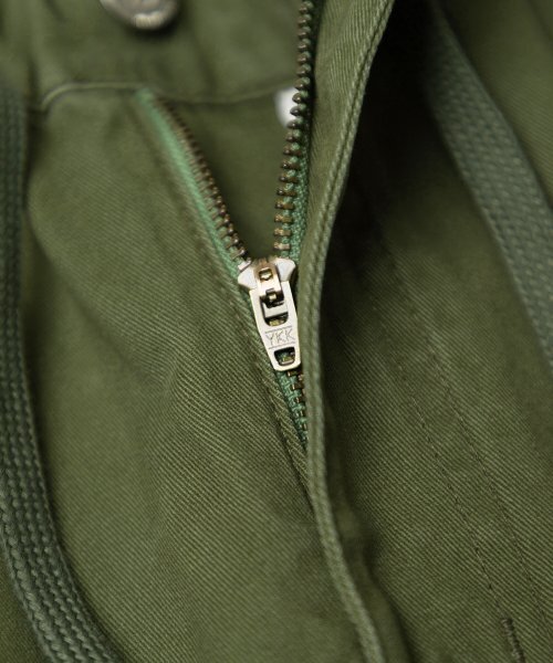 AOTT(アンアウトピット)の「コットンワイドカーゴパンツカーキ(その他パンツ・メンズ・カーキ・MEDIUM/X-LARGE/LARGE)」の5枚目の写真