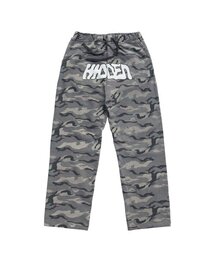 HIDDEN BEHIND（ヒドゥンビハインド）の「Skull camo sweatpants (CAMO)（スウェットパンツ）」