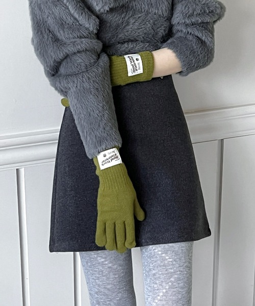 by muni:r（バイ ムニール）の「ソフトウールタッチ ニットグローブ（手袋・レディース・ベージュ/アイボリー/オリーブ/チャコールグレー・FREE）」の9枚目の写真