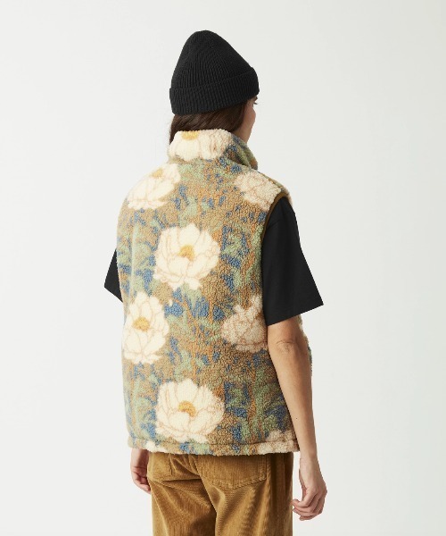 PICTURE ORGANIC CLOTHING(ピクチャーオーガニッククロージング)の「【PICTURE/ピクチャー】HYLLA REV VEST リバーシブル ナイロン もこもこ ベスト(ベスト・レディース・ブラック/パープル・MEDIUM/LARGE)」の4枚目の写真