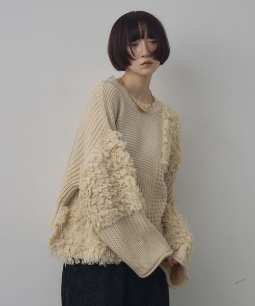 kivi（キヴィ）の「フリンジMIXニット（ニット/セーター・レディース・ナチュラル/ブラック/レッド・FREE）」の6枚目の写真