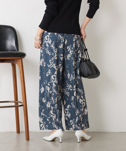 Jena espace merveilleux(ジェナ エスパスメルヴェイユ)の「【オールゴムウエスト】ニュアンス柄イージーパンツ(その他パンツ・レディース・グリーン/ブラック・FREE)」の11枚目の写真