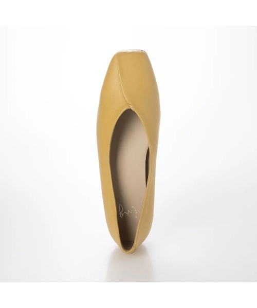 ing(イング)の「【WEB限定】スクエアトゥフラットシューズ(バレエシューズ・レディース・イエロー/ダークブラウン/ブラック/アイボリー・24.5cm/24cm/23.5cm/23cm/22.5cm)」の15枚目の写真