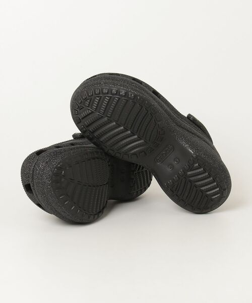 crocs（クロックス）の「クロックス crocs Classic Glitter ClgW Blk（サンダル・レディース・ブラック・23.0cm/22.0cm/21.0cm/25.0cm/24.0cm）」の3枚目の写真
