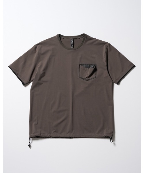 wjk（ダヴルジェイケイ）の「drawstring leather pocket S/S（Tシャツ/カットソー・メンズ・チャコールグレー/ブラック/ライトベージュ・SMALL/MEDIUM/LARGE/X-LARGE）」の8枚目の写真