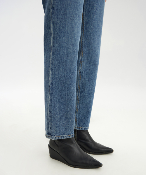 YOUTH(ユース)の「Straight Denim Pants (W) - Medium Blue(デニムパンツ・レディース・その他・M/L/S)」の7枚目の写真