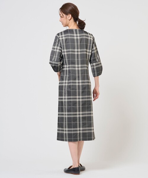 J.PRESS Ladies(J.プレス レディス)の「ブロックチェックジャガード ワンピース(ワンピース・レディース・ネイビー系3/ブラック系3・XS)」の7枚目の写真