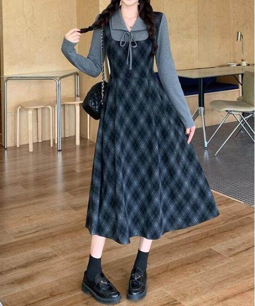 gossip!ロサンゼルス(ゴシップロサンゼルス)の「Y2K レトロ チェック柄 配色 ティアード ワンピース(ワンピース・レディース・チェック・M)」の1枚目の写真