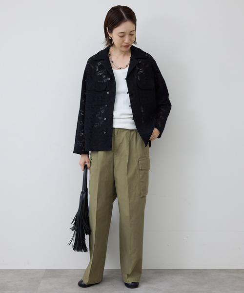 SLOBE IENA（スローブイエナ）の「バックサテンミリタリーパンツ（カーゴパンツ・レディース・ネイビー/カーキ・36/38）」の3枚目の写真