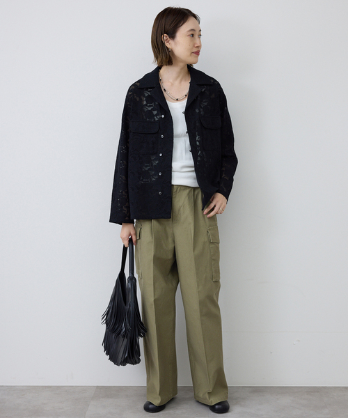 SLOBE IENA（スローブイエナ）の「バックサテンミリタリーパンツ（カーゴパンツ・レディース・ネイビー/カーキ・36/38）」の4枚目の写真