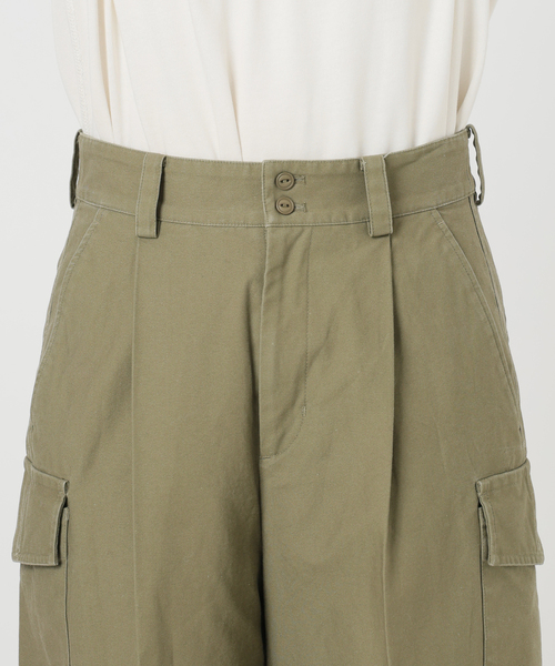 SLOBE IENA（スローブイエナ）の「バックサテンミリタリーパンツ（カーゴパンツ・レディース・ネイビー/カーキ・36/38）」の20枚目の写真
