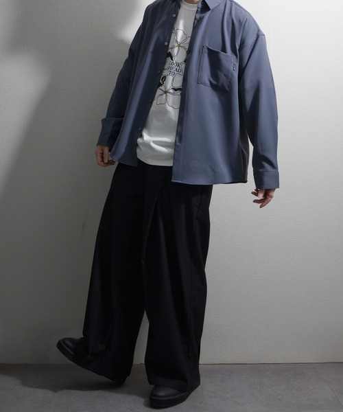 NILWAY（ニルウェイ）の「モダンテイスト ルーズシルエットロングスリーブシャツ（シャツ/ブラウス・メンズ・ホワイト/ブラック/ブルー・MEDIUM/LARGE）」の8枚目の写真