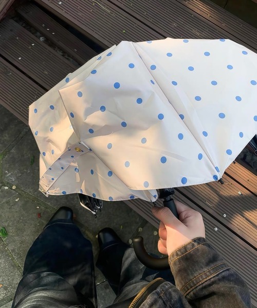 Made in I（メイドインアイ）の「ミルキードット晴雨折りたたみ傘（折りたたみ傘・レディース・ホワイト/ブラック/アイボリー/ピンク/ブラウン/ミント/グレー/ブラウン系その他・FREE）」の3枚目の写真