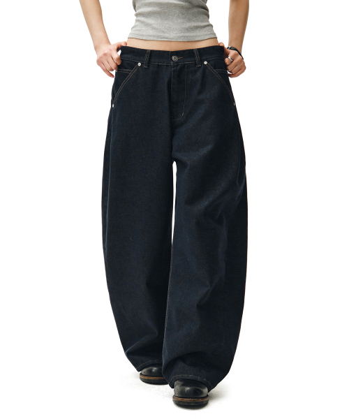 DECET WOMEN(デケット ウーマン)の「Cinchback Barrel Wide Leg Jeans DCWPT022CPINDIGO(デニムパンツ・レディース・その他・X-SMALL/SMALL/MEDIUM/LARGE)」の3枚目の写真