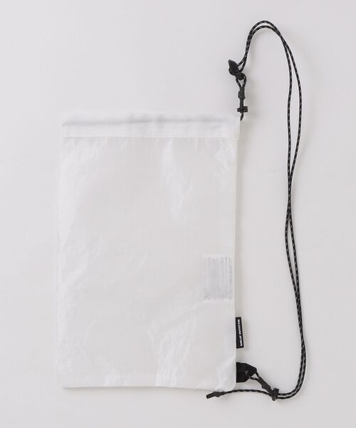 BURLAP OUTFITTER（バーラップアウトフィッター）の「BURLAP OUTFITTER - CS MINI SHOPPER BAG（ボディバッグ/ウエストポーチ・メンズ・ホワイト・ONE SIZE）」の2枚目の写真