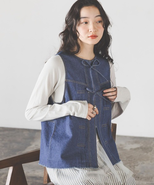 niko and...(ニコアンド)の「アソートフロントリボンベスト(ベスト・レディース・アイボリー/インディゴブルー/カーキ/ブラック・LARGE/MEDIUM)」の1枚目の写真