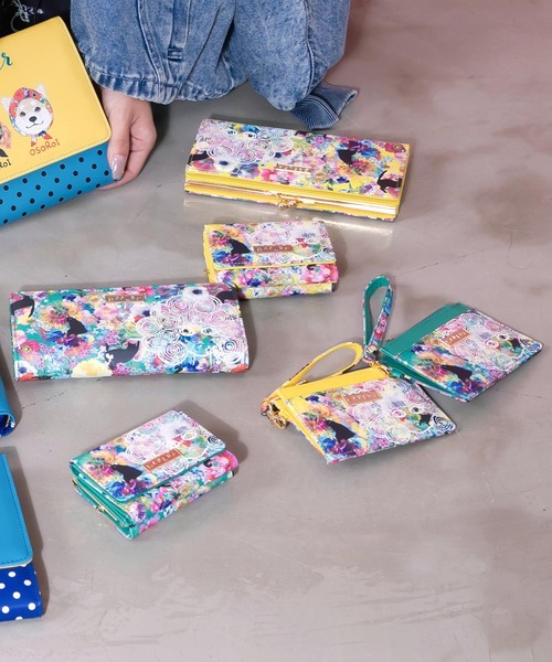 ScoLar（スカラー）の「SC80-10：黒ネコ×スカラーちゃん 花柄フラグメントケース（パスケース・レディース・グリーン/イエロー・FREE）」の5枚目の写真