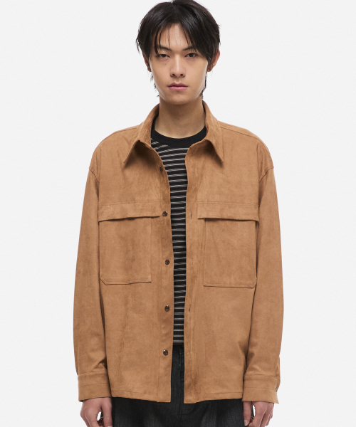 DNSR(ディーエヌエスアール)の「スエードシャツジャケット ベージュ(シャツ/ブラウス・メンズ・その他・MEDIUM/LARGE/X-LARGE)」の2枚目の写真