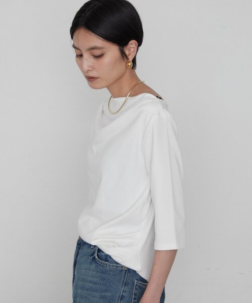 LOUNGEDRESS(ラウンジドレス)の「ドレープカットソー(Tシャツ/カットソー・レディース・ブラック系その他/オフホワイト/ブラック/ブラック系その他2・FREE)」の12枚目の写真