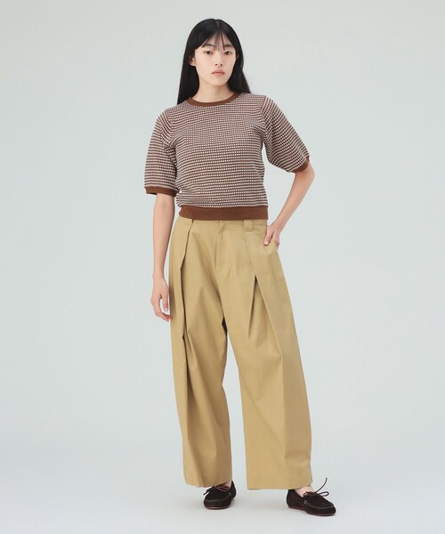 BEAMS HEART（ビームスハート）の「重ねタック パンツ（スラックス・レディース・ベージュ/カーキ/ブラック・FREE）」の14枚目の写真