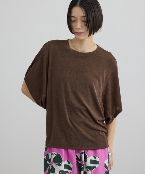 SALON adam et rope'(サロン アダム エ ロペ)の「【WEB限定】ジービルニュアンスTシャツ(Tシャツ/カットソー・レディース・ブラウン/ベージュ/オフホワイト・FREE)」の8枚目の写真