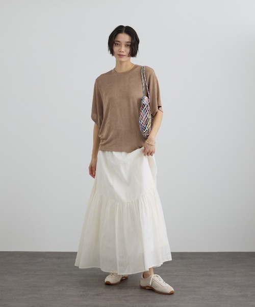 SALON adam et rope'(サロン アダム エ ロペ)の「【WEB限定】ジービルニュアンスTシャツ(Tシャツ/カットソー・レディース・ブラウン/ベージュ/オフホワイト・FREE)」の12枚目の写真