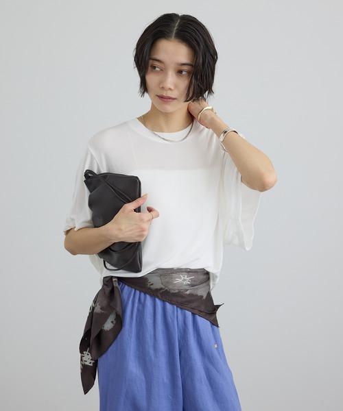 SALON adam et rope'(サロン アダム エ ロペ)の「【WEB限定】ジービルニュアンスTシャツ(Tシャツ/カットソー・レディース・ブラウン/ベージュ/オフホワイト・FREE)」の14枚目の写真
