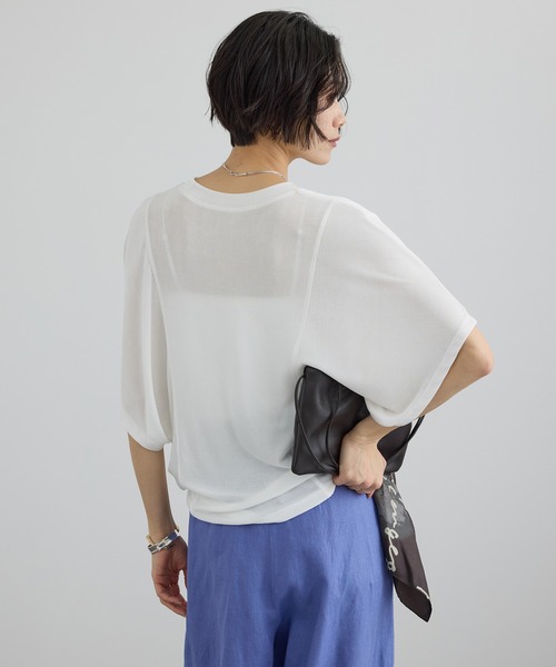 SALON adam et rope'(サロン アダム エ ロペ)の「【WEB限定】ジービルニュアンスTシャツ(Tシャツ/カットソー・レディース・ブラウン/ベージュ/オフホワイト・FREE)」の15枚目の写真